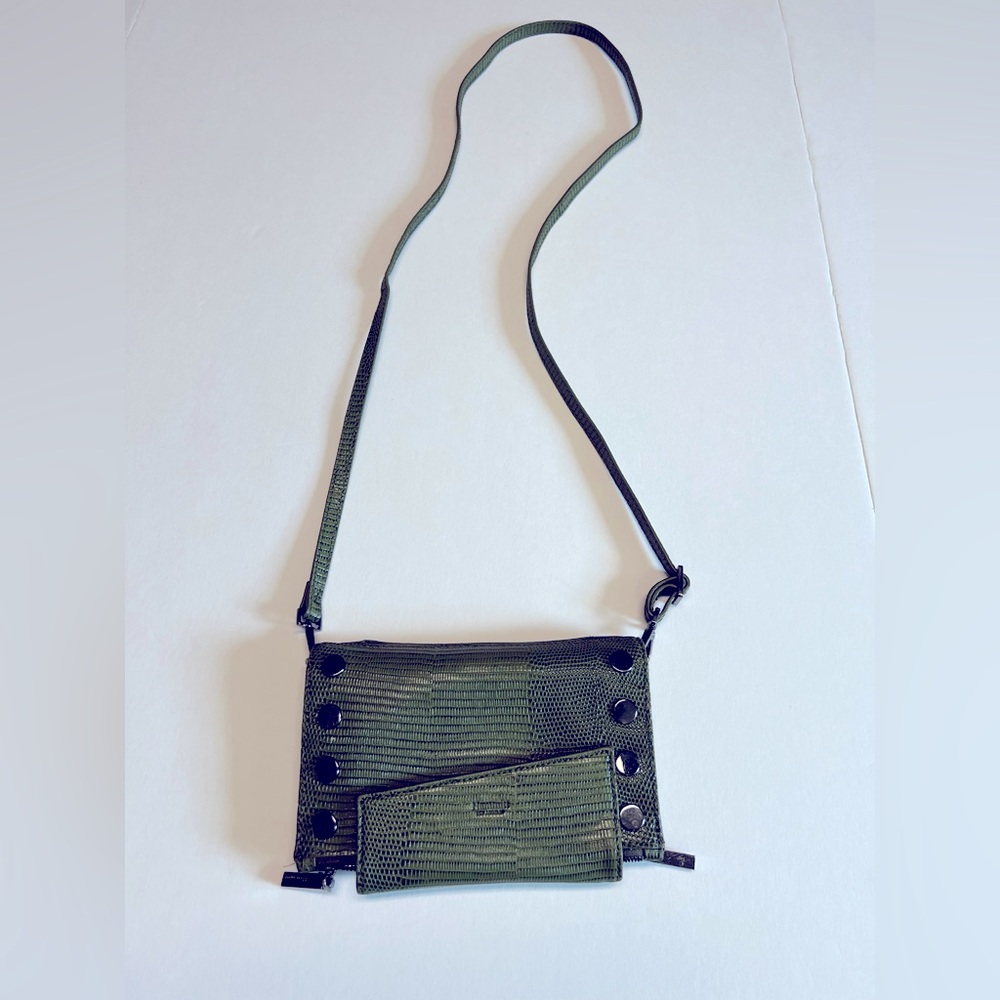 Hammett crossbody wallet